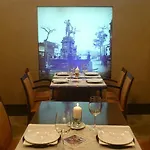 Garelos Hotel 2*