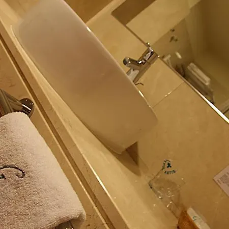 Hotel Garelos
